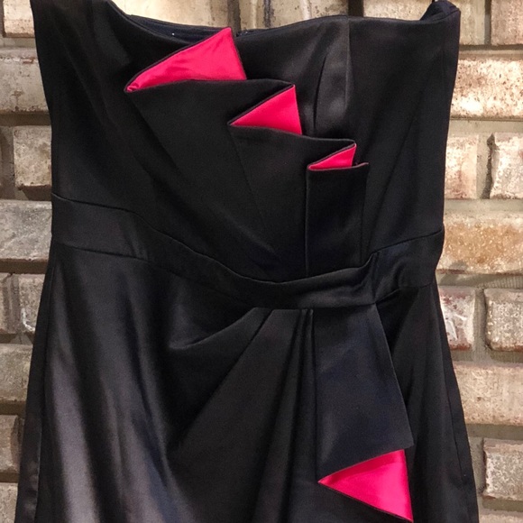 White House Black Market Black & Fuchsia Dress - Picture 6 of 8